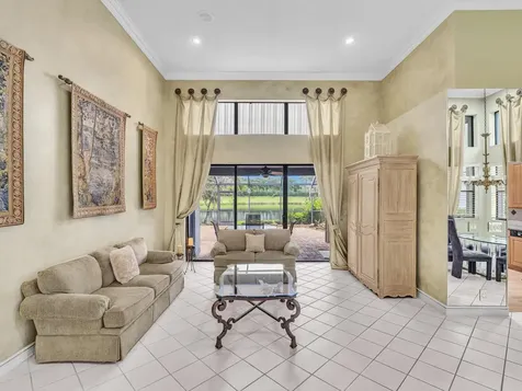 10122 Spyglass Way Boca Raton FL 33498