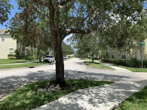2078 Se Glen Ridge Drive Port Saint Lucie FL 34952