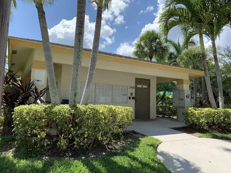 2078 Se Glen Ridge Drive Port Saint Lucie FL 34952