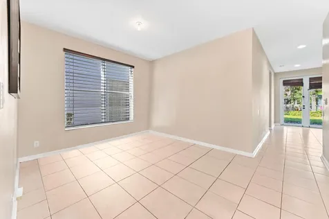 8639 Tally Ho Lane Royal Palm Beach FL 33411