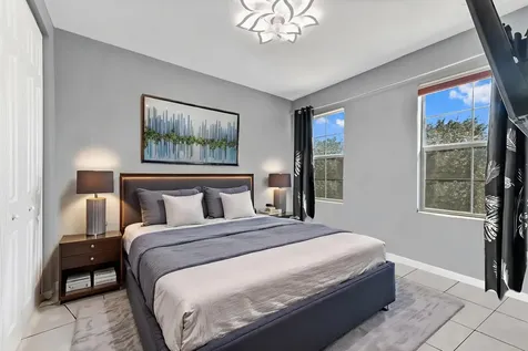 8639 Tally Ho Lane Royal Palm Beach FL 33411