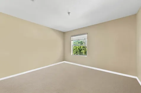 8639 Tally Ho Lane Royal Palm Beach FL 33411