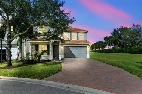 8639 Tally Ho Lane Royal Palm Beach FL 33411