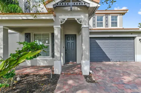 8639 Tally Ho Lane Royal Palm Beach FL 33411