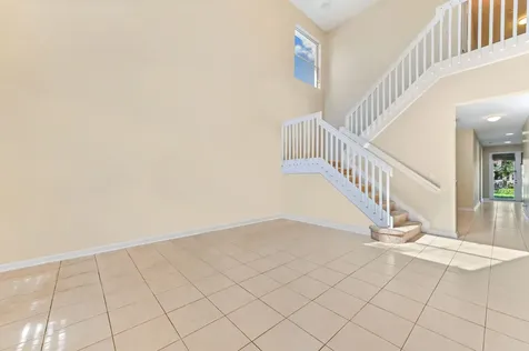 8639 Tally Ho Lane Royal Palm Beach FL 33411