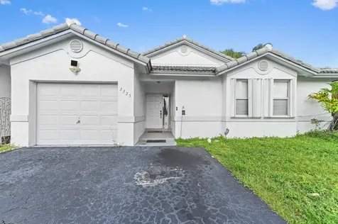 3325 Nw 79th Way Davie FL 33024