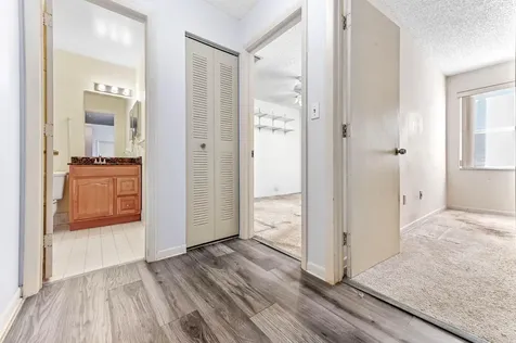 3325 Nw 79th Way Davie FL 33024
