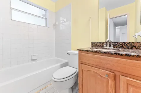 3325 Nw 79th Way Davie FL 33024