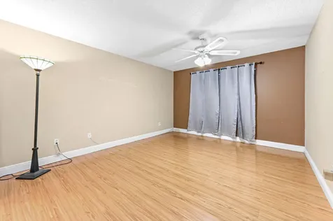 3325 Nw 79th Way Davie FL 33024