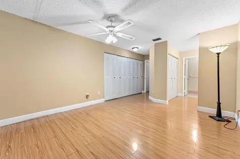 3325 Nw 79th Way Davie FL 33024