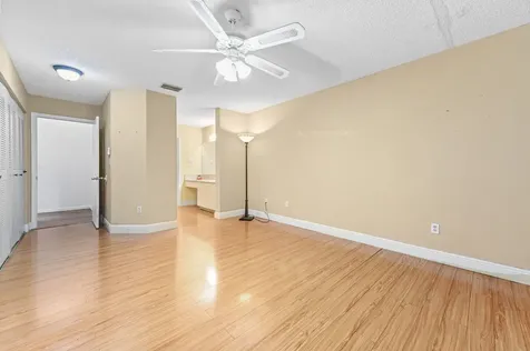 3325 Nw 79th Way Davie FL 33024
