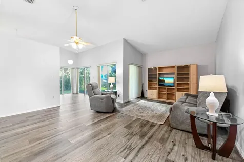 3325 Nw 79th Way Davie FL 33024