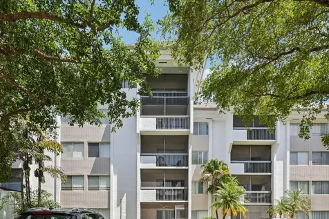 721 N Pine Island Plantation FL 33324