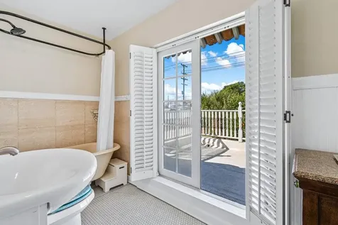121 S B Street Lake Worth Beach FL 33460