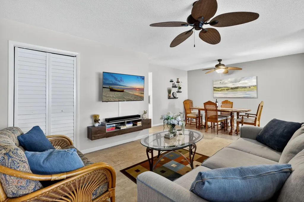 242 High Point Court Delray Beach FL 33445