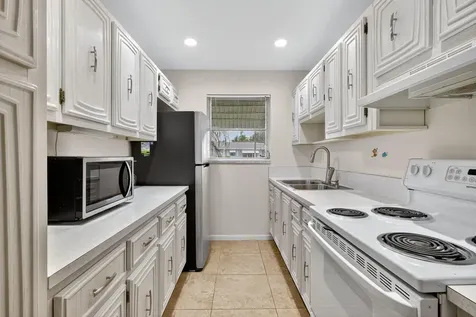 242 High Point Court Delray Beach FL 33445