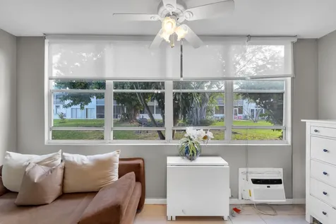 5 Newport A Deerfield Beach FL 33442