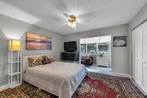 5 Newport A Deerfield Beach FL 33442