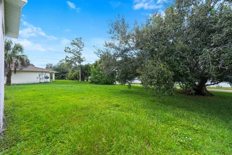 392 Del Monte Road Sebastian FL 32958