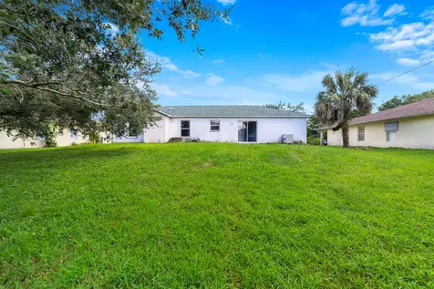 392 Del Monte Road Sebastian FL 32958