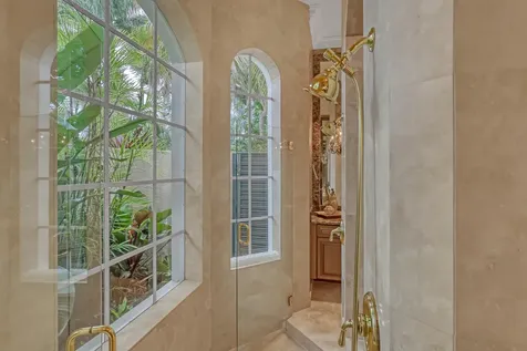 105 Remo Place Palm Beach Gardens FL 33418