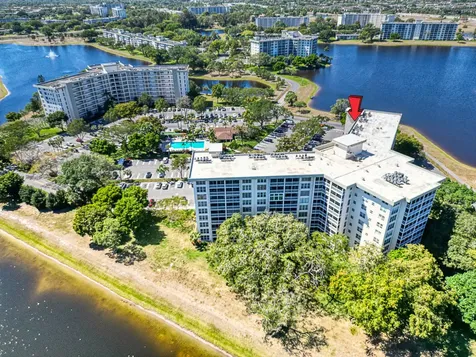 2940 N Course Drive Pompano Beach FL 33069