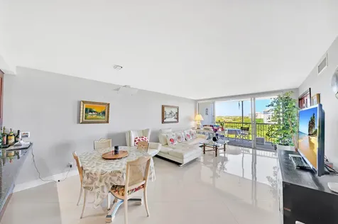 2940 N Course Drive Pompano Beach FL 33069