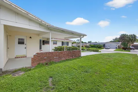 4359 Gardenia Drive Palm Beach Gardens FL 33410