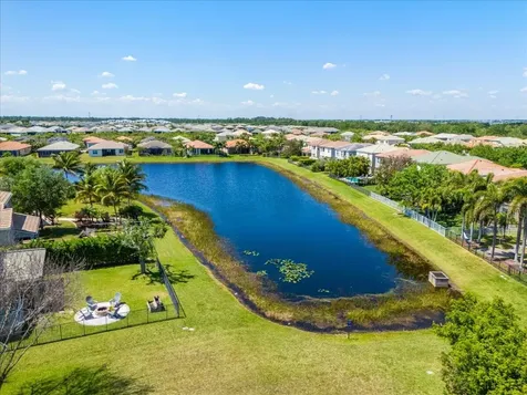 11769 Sw Bennington Circle Port Saint Lucie FL 34987
