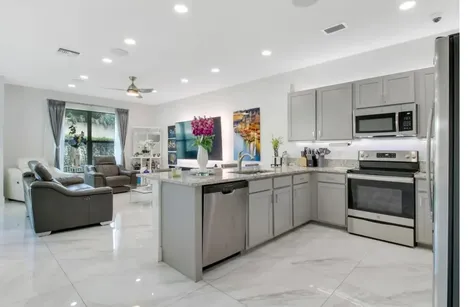 1010 Willow Place Riviera Beach FL 33410