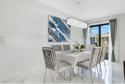 1010 Willow Place Riviera Beach FL 33410