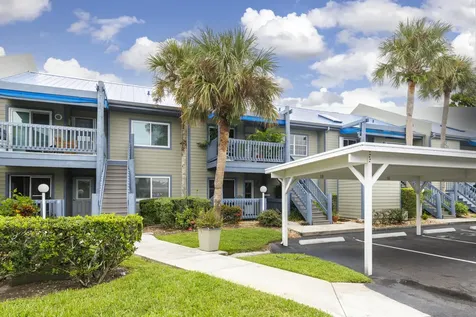 1421 Ne 14th Court Jensen Beach FL 34957