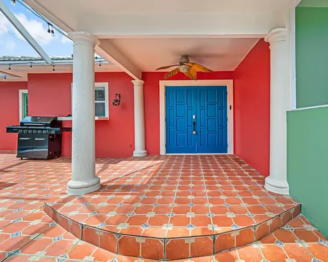 532 N Palmway Lake Worth Beach FL 33460