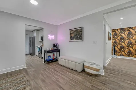 532 N Palmway Lake Worth Beach FL 33460