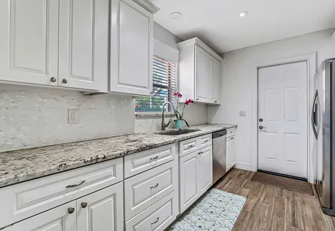 532 N Palmway Lake Worth Beach FL 33460