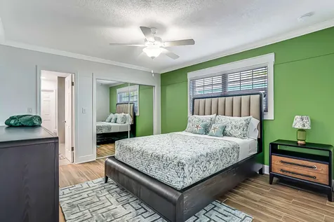 532 N Palmway Lake Worth Beach FL 33460