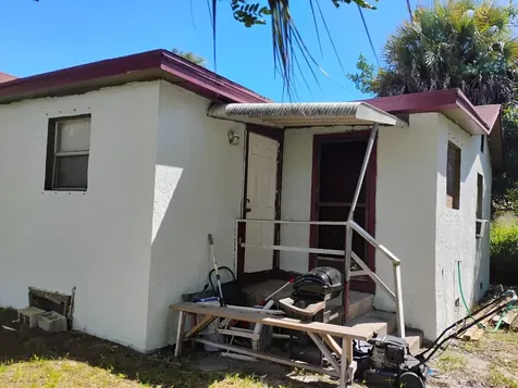 619 N 9th N Street Fort Pierce FL 34950