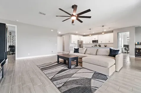 5515 Nw Downs Street Port Saint Lucie FL 34986