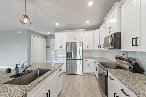 5515 Nw Downs Street Port Saint Lucie FL 34986