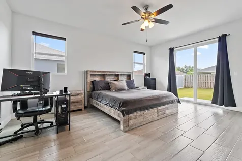 5515 Nw Downs Street Port Saint Lucie FL 34986