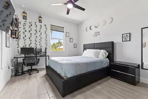 5515 Nw Downs Street Port Saint Lucie FL 34986