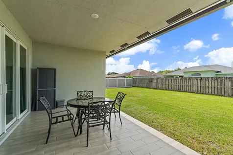 5515 Nw Downs Street Port Saint Lucie FL 34986