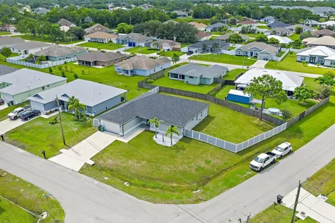 5515 Nw Downs Street Port Saint Lucie FL 34986