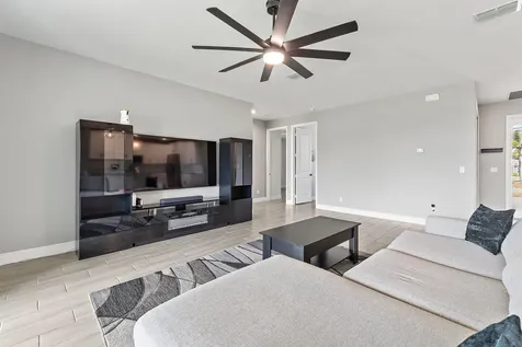 5515 Nw Downs Street Port Saint Lucie FL 34986