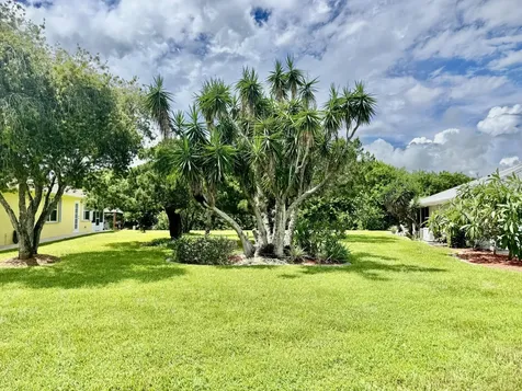 2501 Se 6th Avenue Okeechobee FL 34974