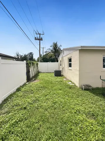 6231 Sw 15th Court North Lauderdale FL 33068