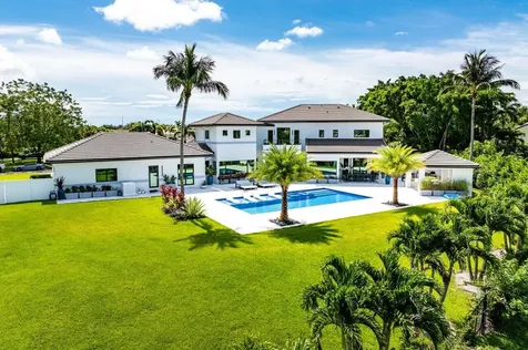 8387 Sawpine Road Delray Beach FL 33446