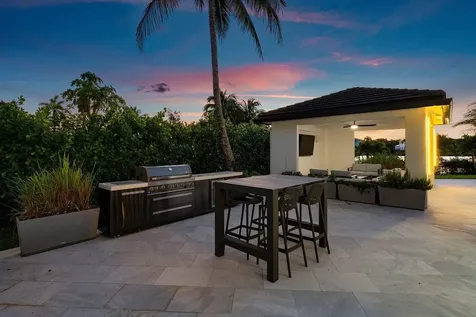 8387 Sawpine Road Delray Beach FL 33446