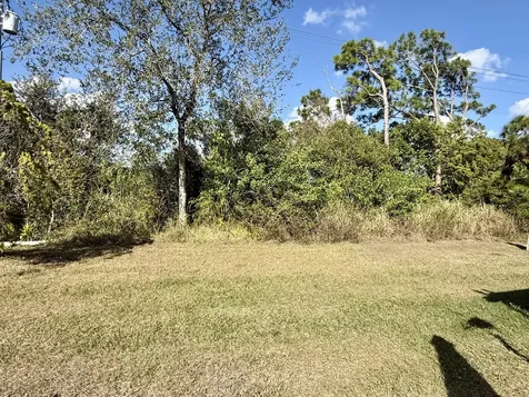 176 W Caribbean Port Saint Lucie FL 34952