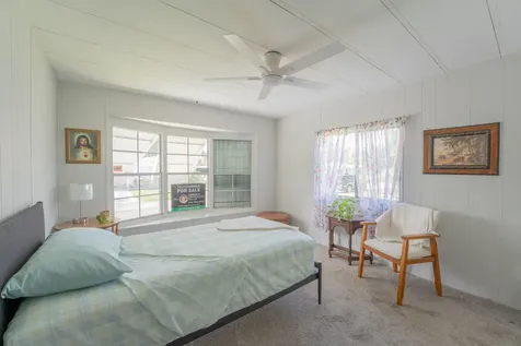 176 W Caribbean Port Saint Lucie FL 34952